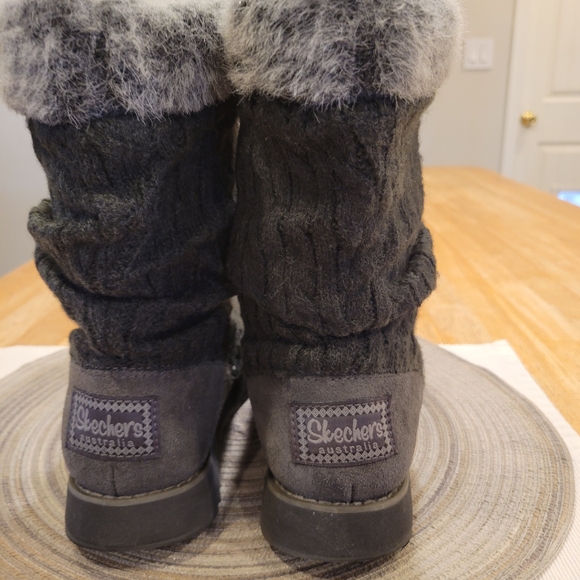 💠EUC~ SKECHERS KNIT SWEATER BOOTS - Picture 3 of 9